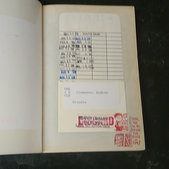 Frindle Andrew Clements Signed Copy Junior Fiction Children's Chapter Book Home - Picture 4 of 7